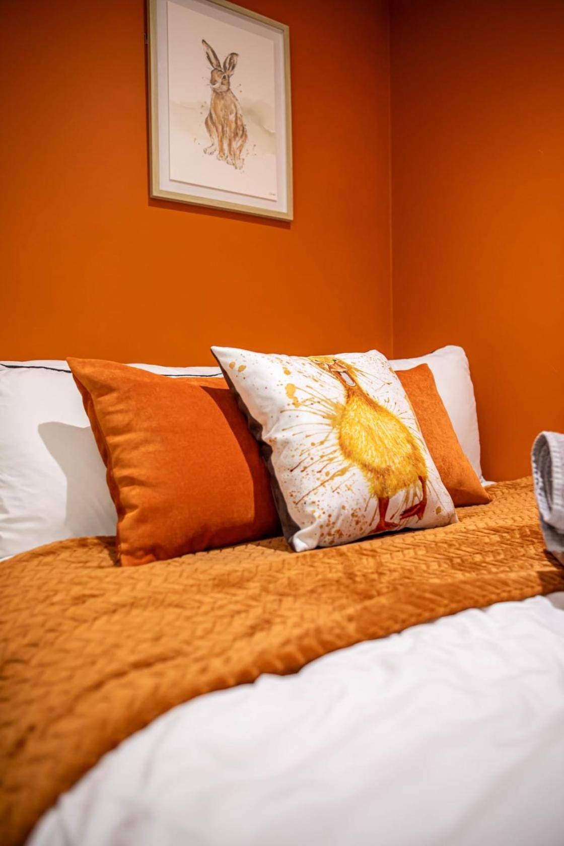 Corner Studio Apartment In Шефилд Екстериор снимка